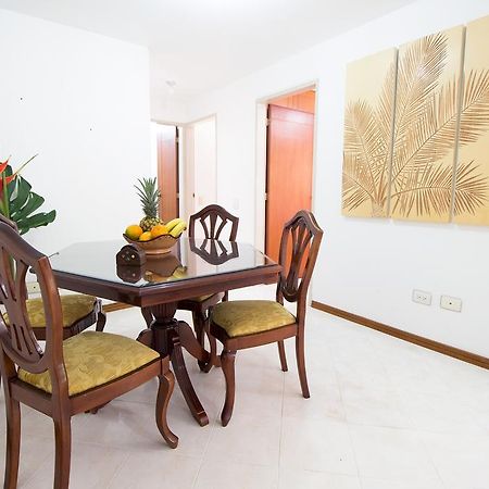 San Fernando Suite 201 - Livin Colombia Cali Bagian luar foto